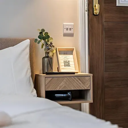 Apartment Coastal Abode #4 At Bowles By Yoko