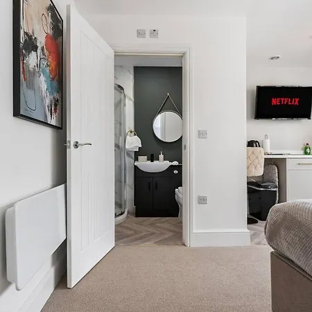 Coastal Abode #4 At Bowles By Yoko 4*
